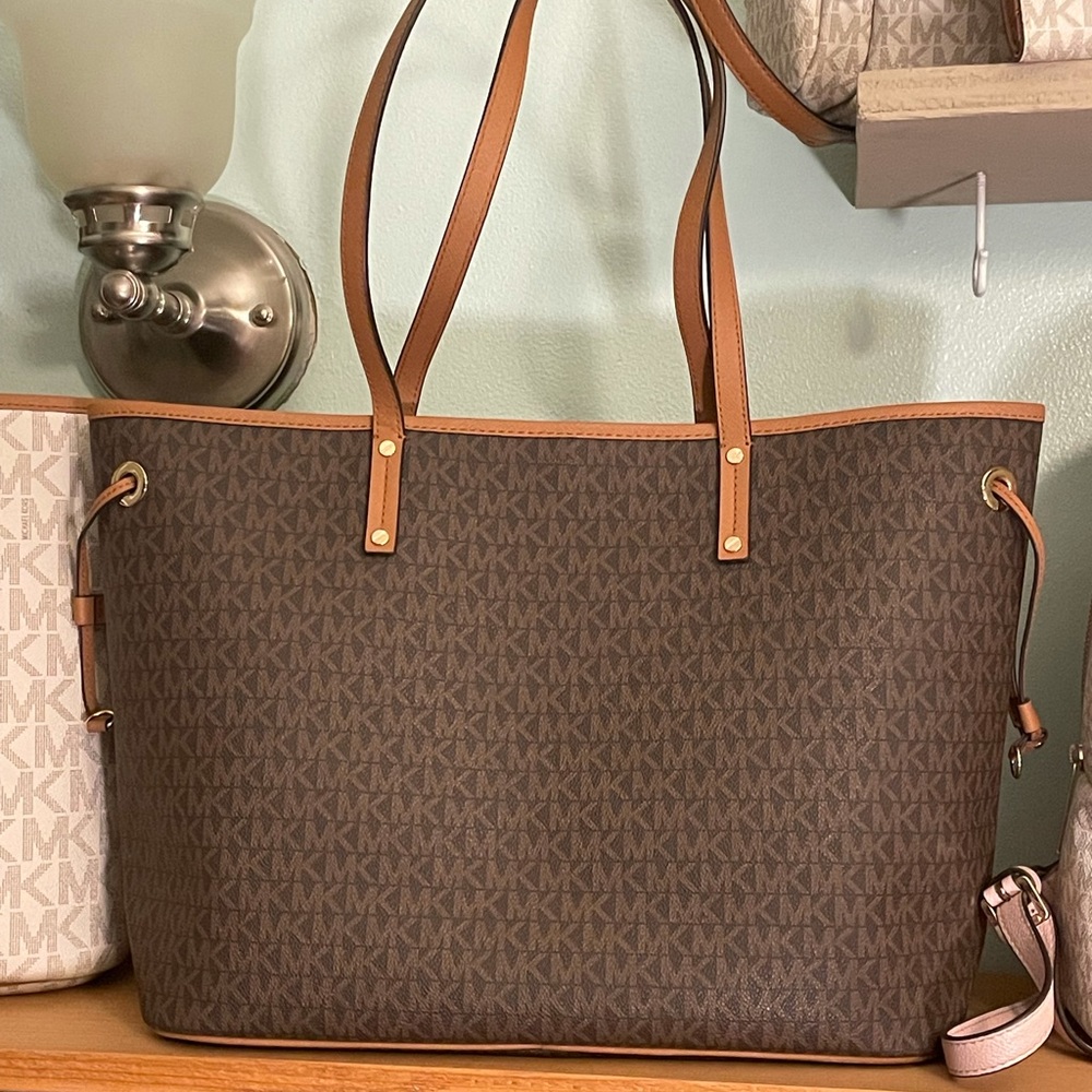 Drawstring Tote & Wallet Set - image 3